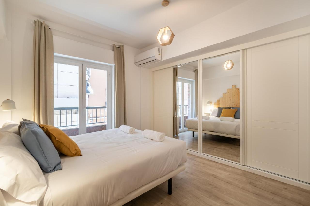 Bns Central Suites Гранада Екстериор снимка
