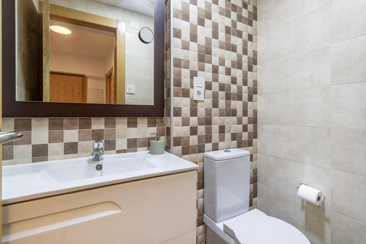 Bns Central Suites Гранада Екстериор снимка