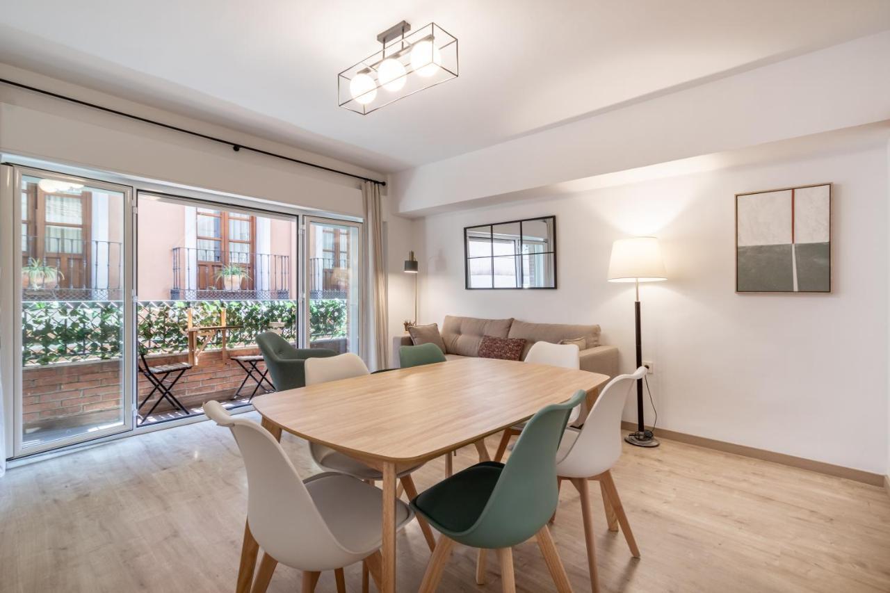 Bns Central Suites Гранада Екстериор снимка